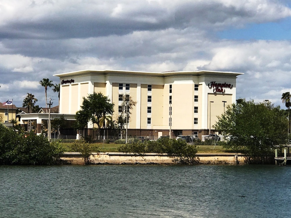 Hampton Inn Tampa Rocky Point Airport - photo 20