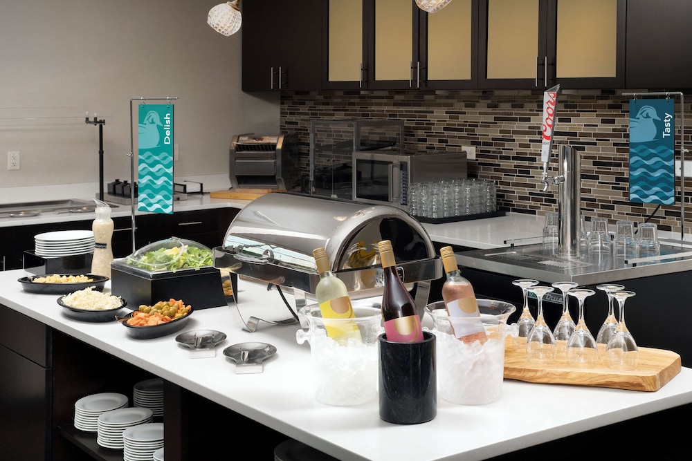 Homewood Suites by Hilton Kansas City Speedway - photo 26