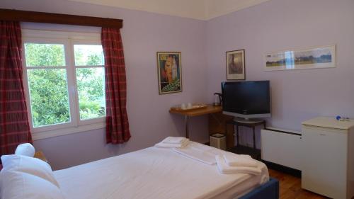 Philoxenia in Spata, Greece