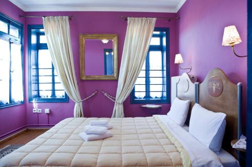 Oikia Mitsiou Traditional Inn — 4-Star Luxury Hotel in Arnaia, Greece