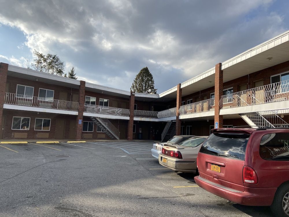 Deer Park Motor Inn - photo 16