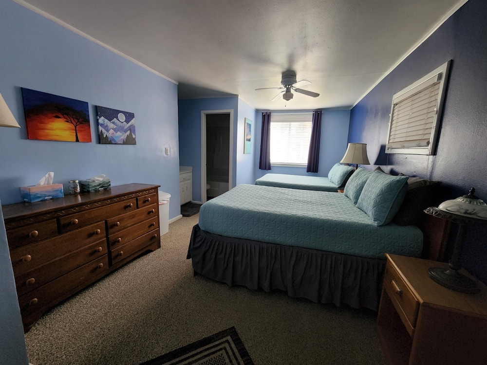 Inn the Clouds Hostel & Inn - photo 15