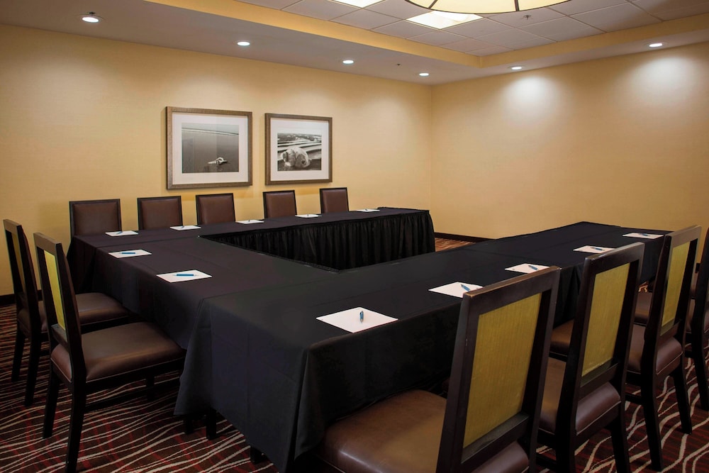 Four Points by Sheraton Suites Tampa Airport Westshore - photo 29