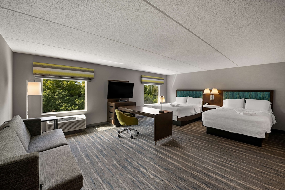 Hampton Inn & Suites Poughkeepsie - photo 22