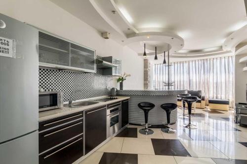 Cozy Apartment in Most City Center — 4-Star Luxury Hotel in Dnipro, Ukraine