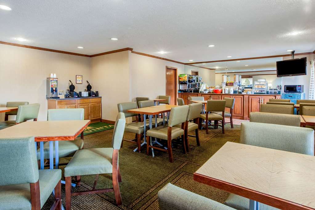 La Quinta Inn by Wyndham Detroit Southgate - photo 26
