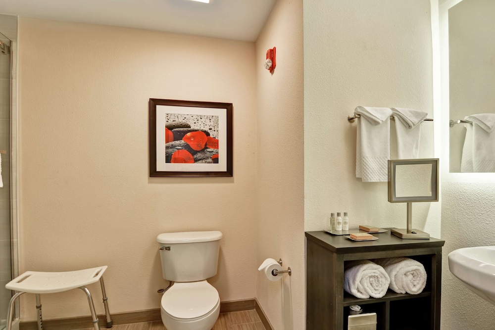 Doubletree by Hilton Hattiesburg MS - photo 24