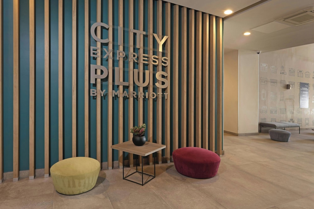City Express Plus by Marriott Monterrey Galerias