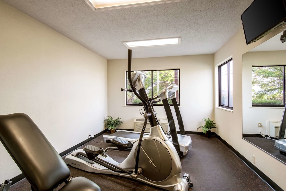 Quality Inn Bloomsburg - photo 32