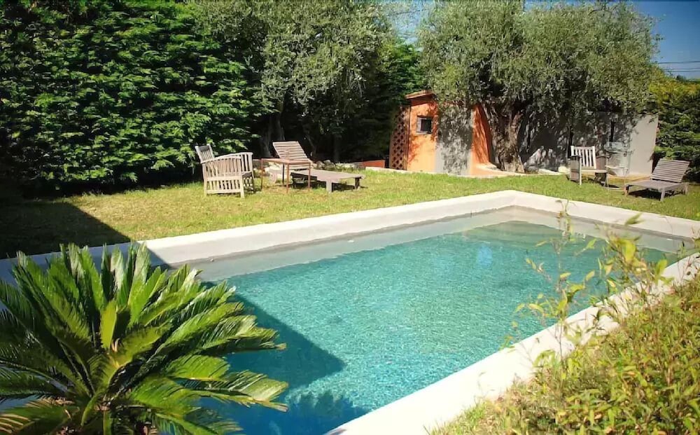 Le Clos des Bourges — hotel in Le Rouret