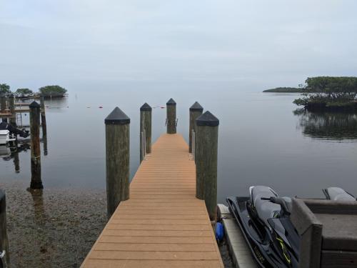 Snappers Key Largo - photo 2