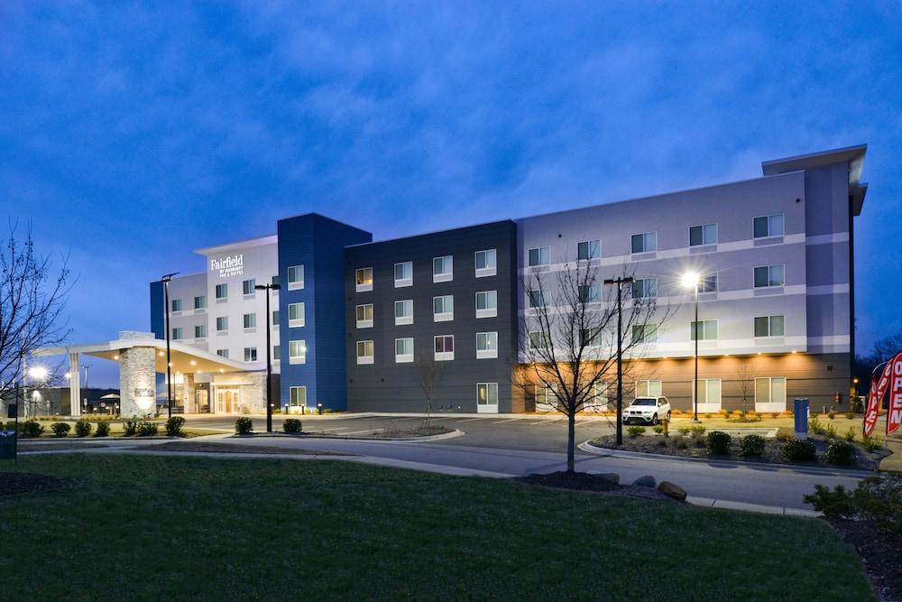 Fairfield Inn & Suites by Marriott Charlotte University Research Park - photo 37