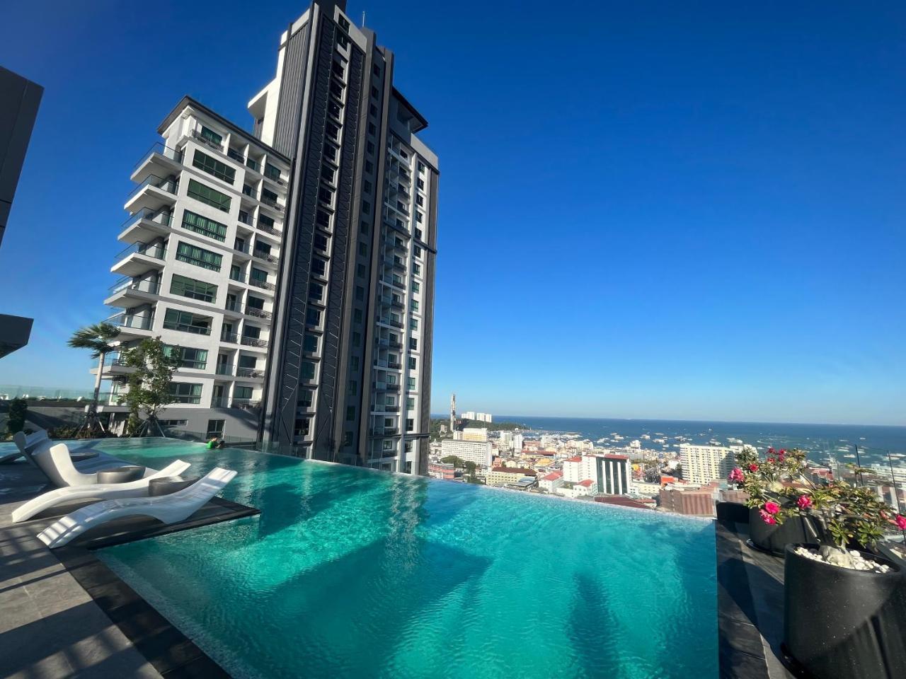 Arcadia Millennium Tower Condominium in Pattaya, Thailand