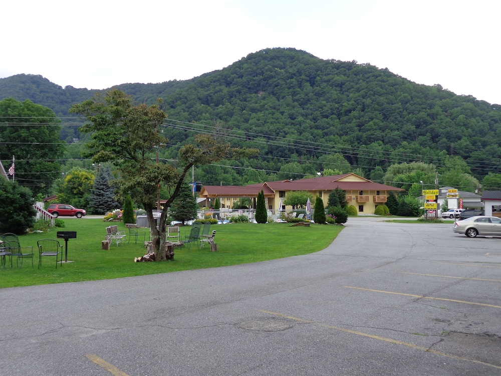 A Holiday Motel - photo 38