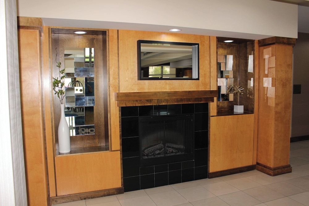 Fairfield Inn & Suites by Marriott Kansas City Liberty - photo 3