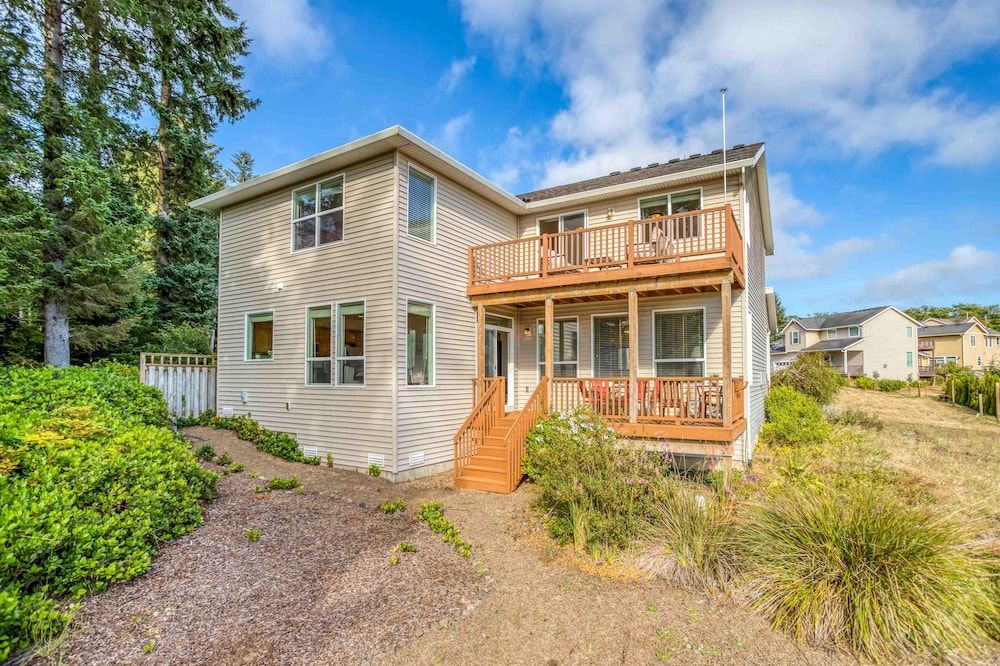 Rest Ashore 22005316 — Tillamook