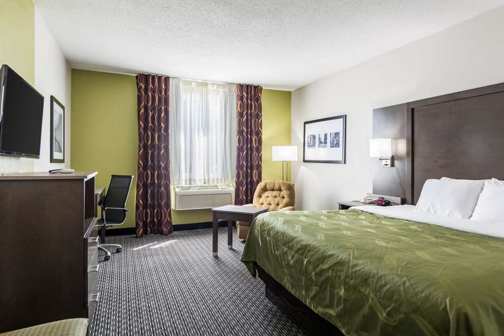 Quality Inn Warsaw near Rappahannock River - photo 13