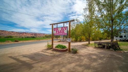 Moab Rv Resort Rv III Fully Setup Ok43 - photo 17