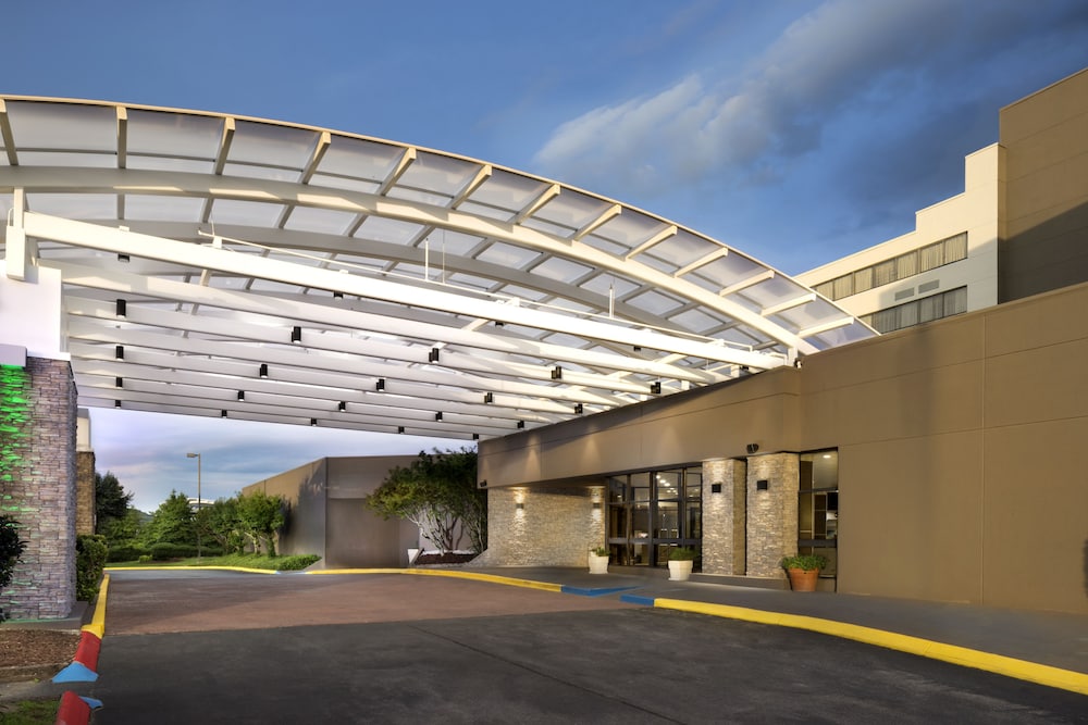 Holiday Inn by IHG - photo 49