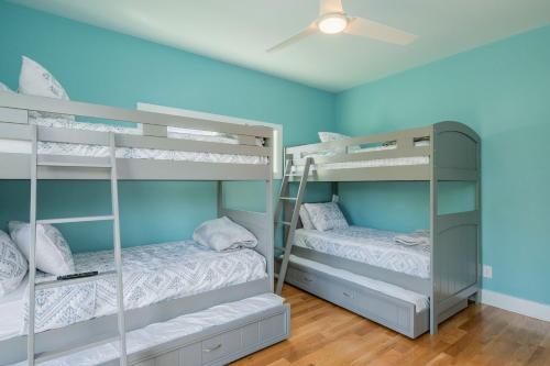Paradise Pointe by Oak Island Accommodations - photo 41
