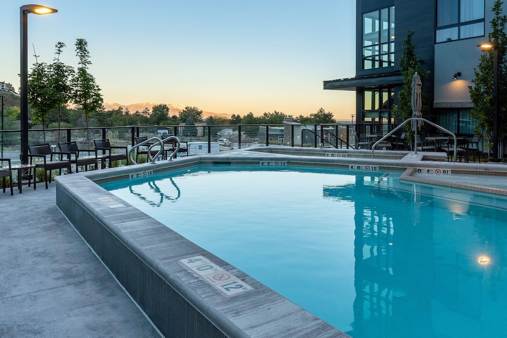 Courtyard by Marriott Salt Lake City Cottonwood - photo 34