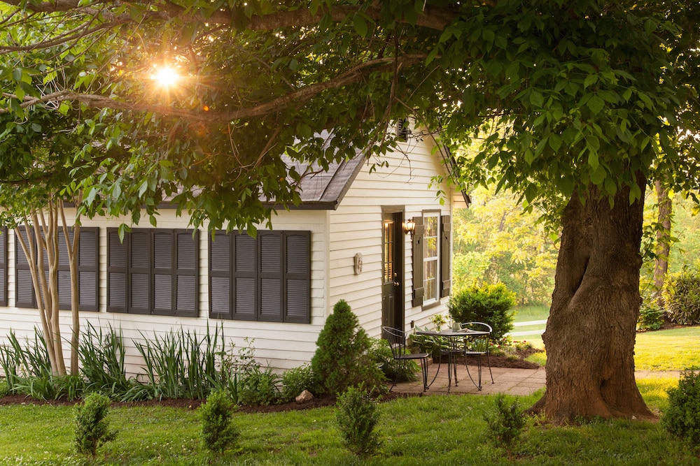 The Estate at Meander - photo 6