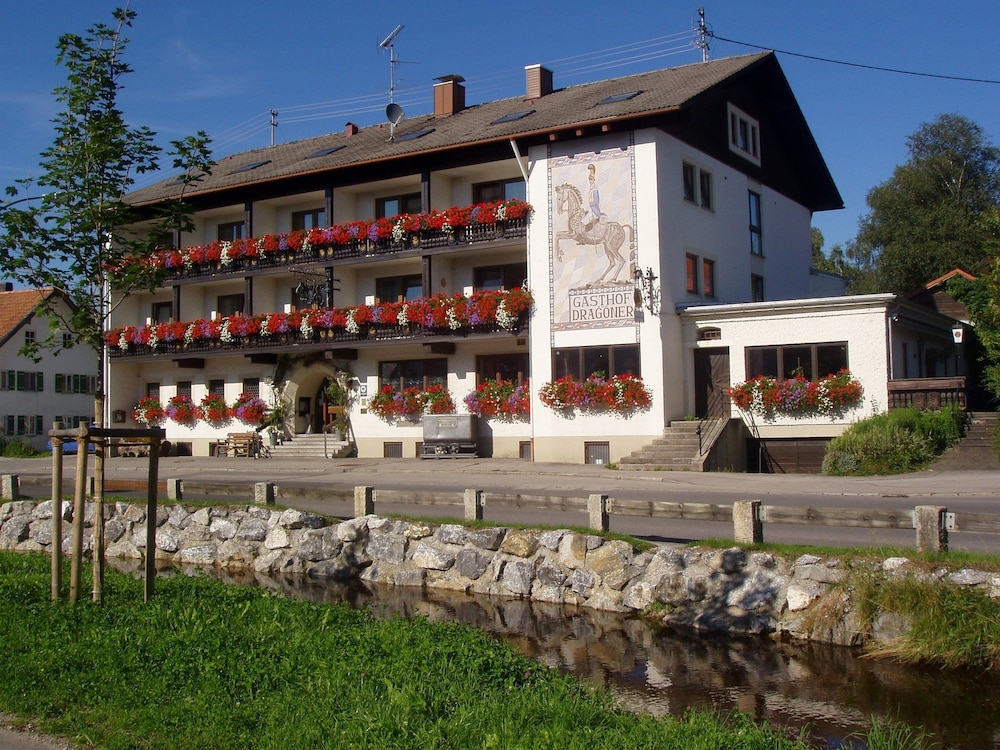Hotel Restaurant Dragoner - carbon neutral hotel in Peiting