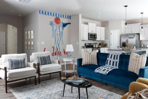 Spacious 4BD Retreat Central Location Backyard in Charlotte, United States