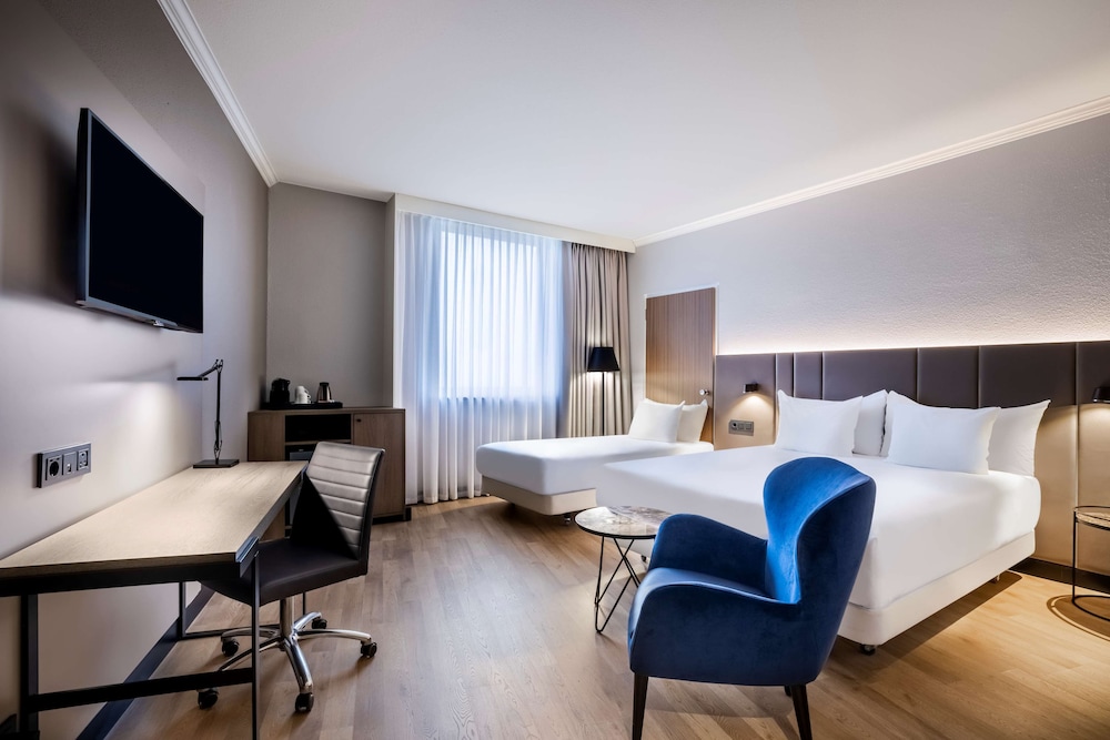 NH Luxembourg Airport — 4-Star Luxury Hotel in Niederanven, Luxembourg