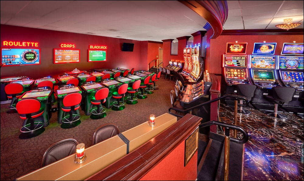 Hotel Apache - photo 12