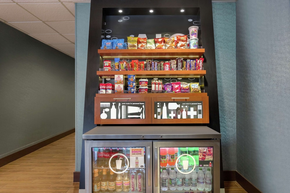 Hampton Inn Birmingham Trussville - photo 40