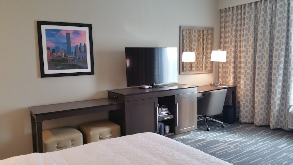 Hampton Inn & Suites Houston Atascocita - photo 16