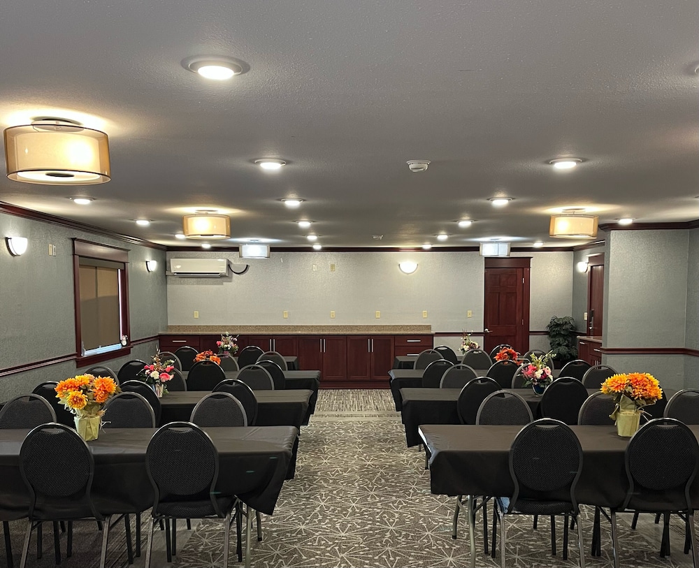 Fireside Inn and Suites - photo 62