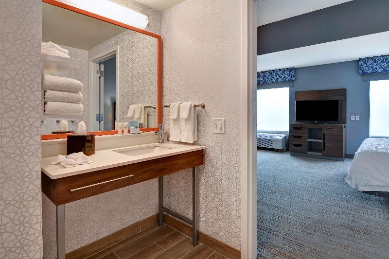 Hampton Inn & Suites Clearwater St. Petersburg Ulmerton Road FL - photo 45