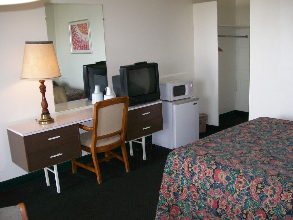 Valu Inn Cedar City - photo 14