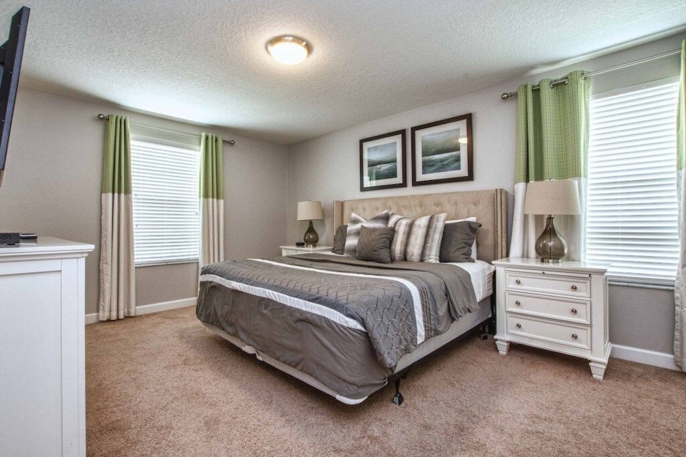 Spacious Family Getaway W Resort 3154pp 5 Bedroom Home by RedAwning - photo 6