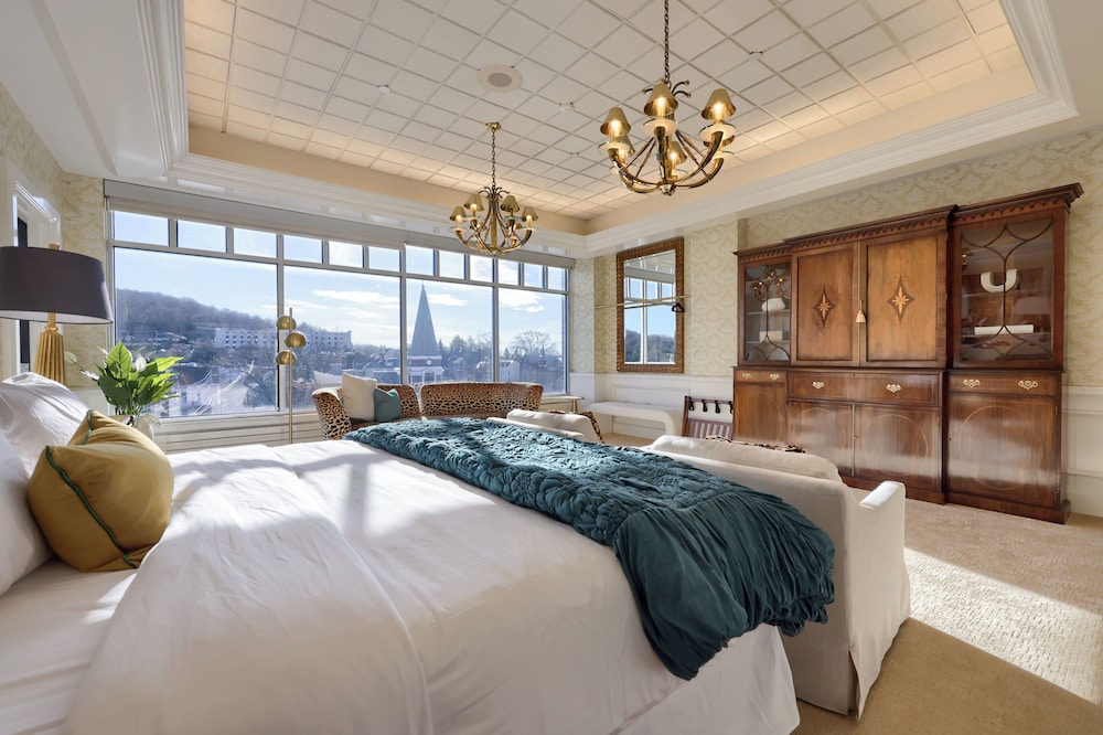 The Executive Suites and Venue - photo 41