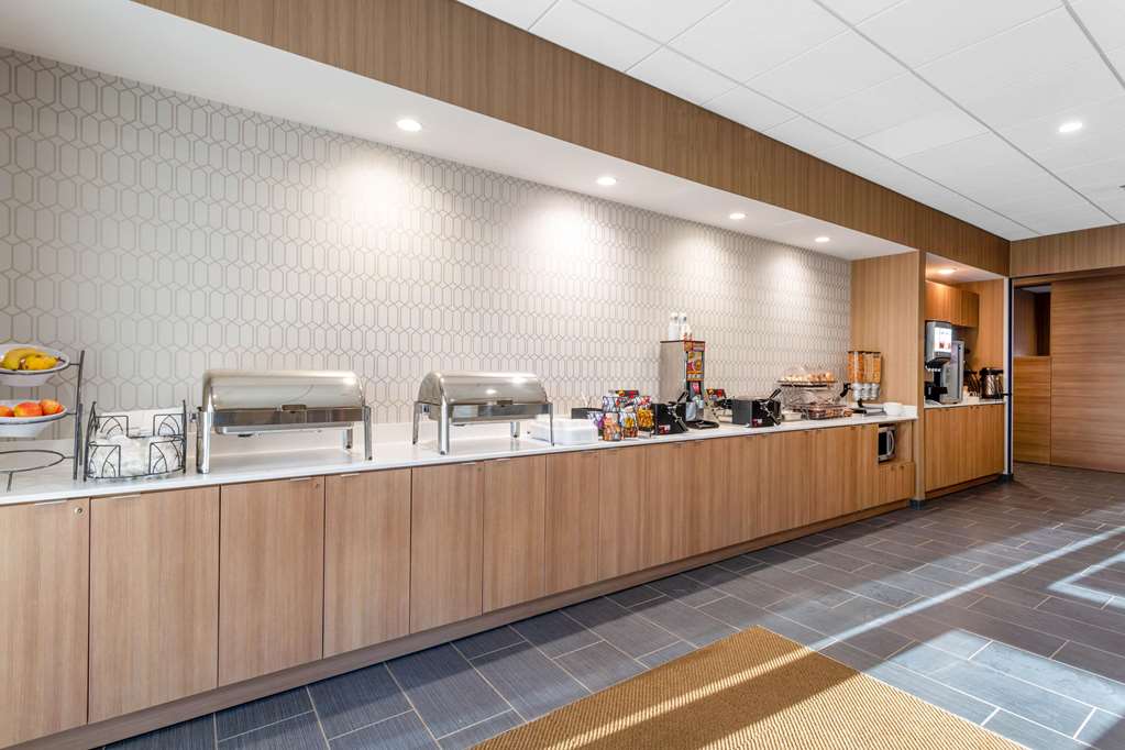 Microtel Inn & Suites by Wyndham South Hill - photo 18