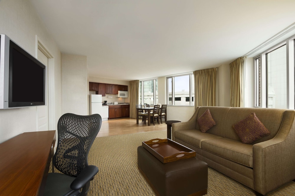 Homewood Suites by Hilton Baltimore - photo 10