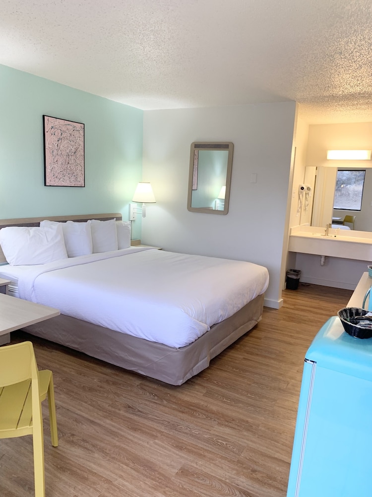 LuLu Hotel Silver City - photo 38