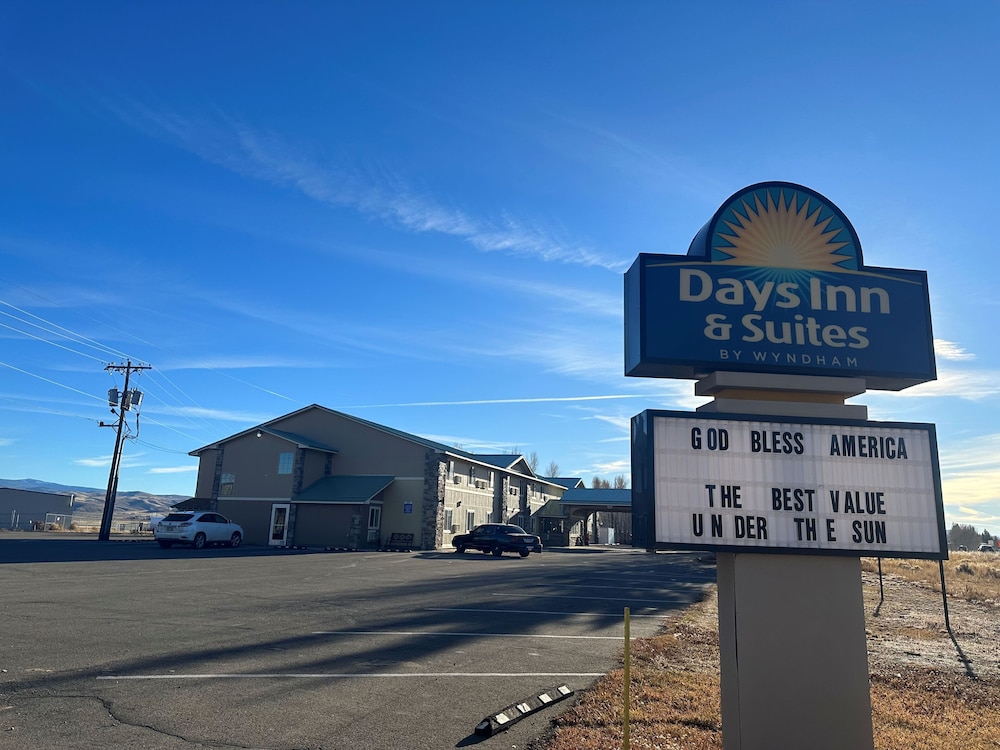 Days Inn & Suites by Wyndham Gunnison - photo 54