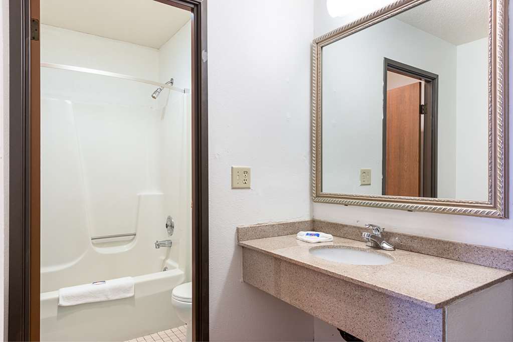 Motel 6 Wisconsin Rapids WI - photo 9