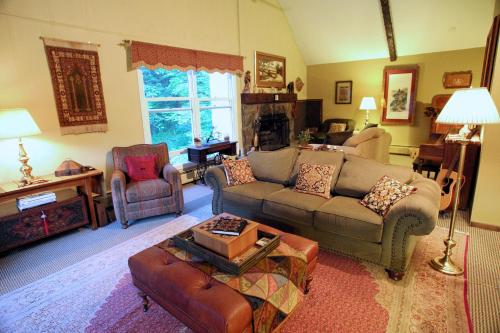 Weathertop Mountain Inn - photo 20