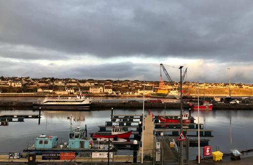 The Steamboat a Flat with Amazing Harbour Views in Wick, United Kingdom