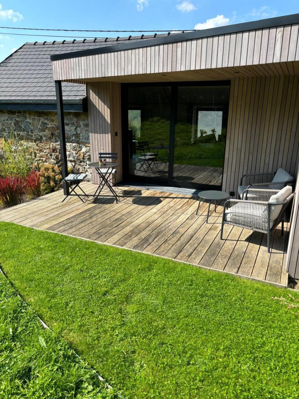 Ambiance Boisee Moustier — Stoumont