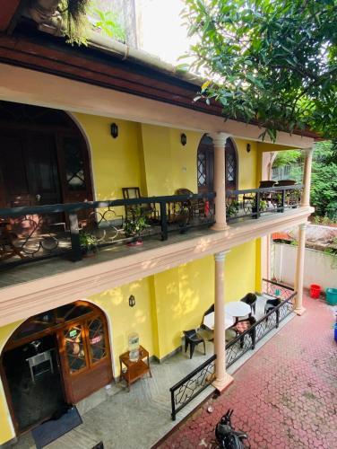 Ballard Bungalow