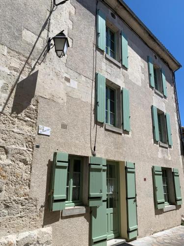 Le Doux Nid la Classique — hotel in Saint-Aulaye