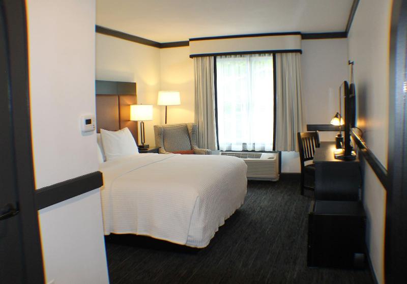 The Craftsman Inn & Suites - photo 18