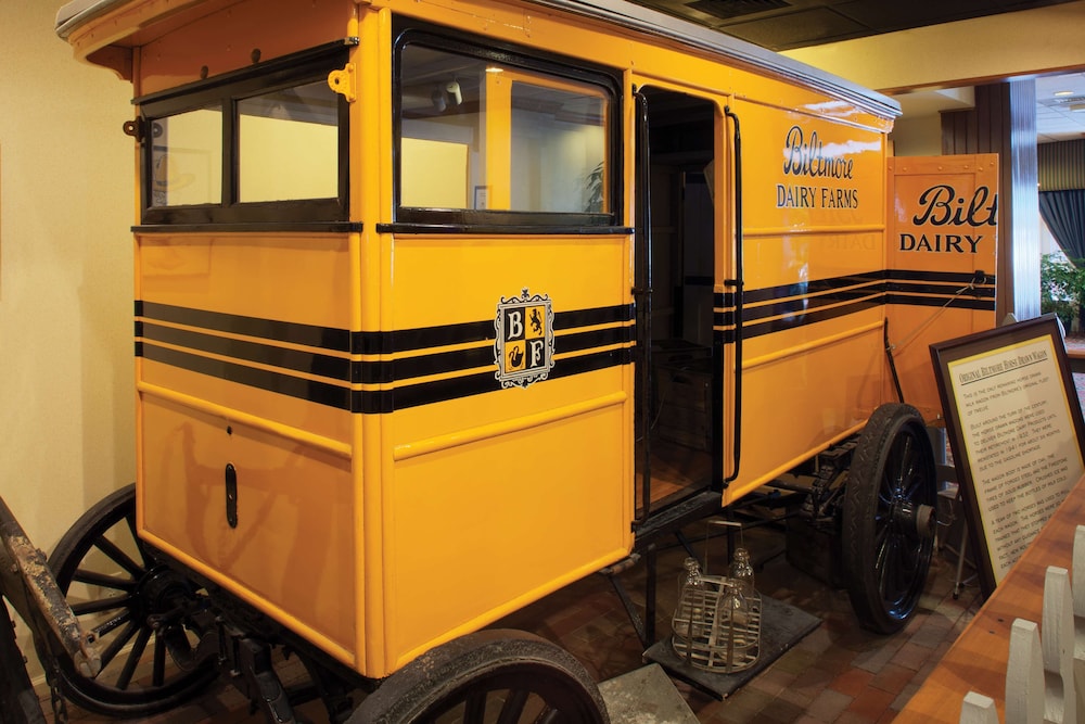 DoubleTree by Hilton Asheville Biltmore - photo 5