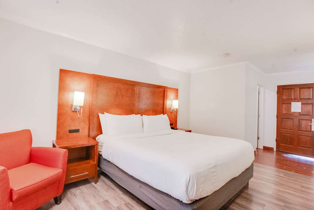 Ramada by Wyndham Mountain View - photo 18